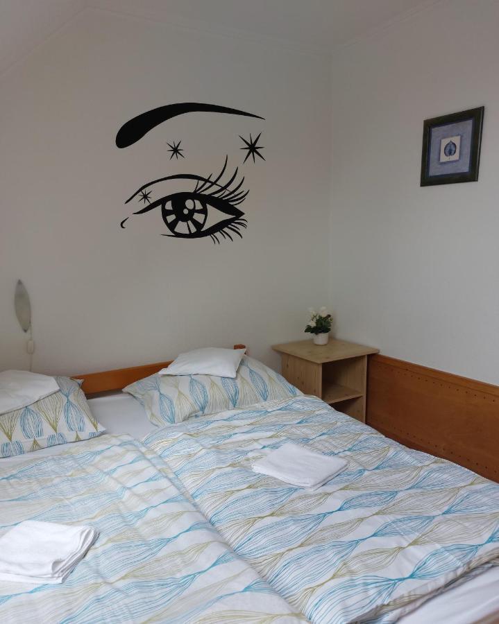 Apartmancentrum Gyula Exterior photo